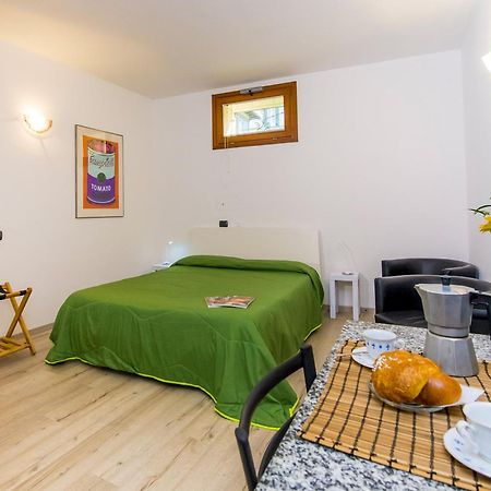 Il Borgo Monolocali Apartment Bellagio Luaran gambar