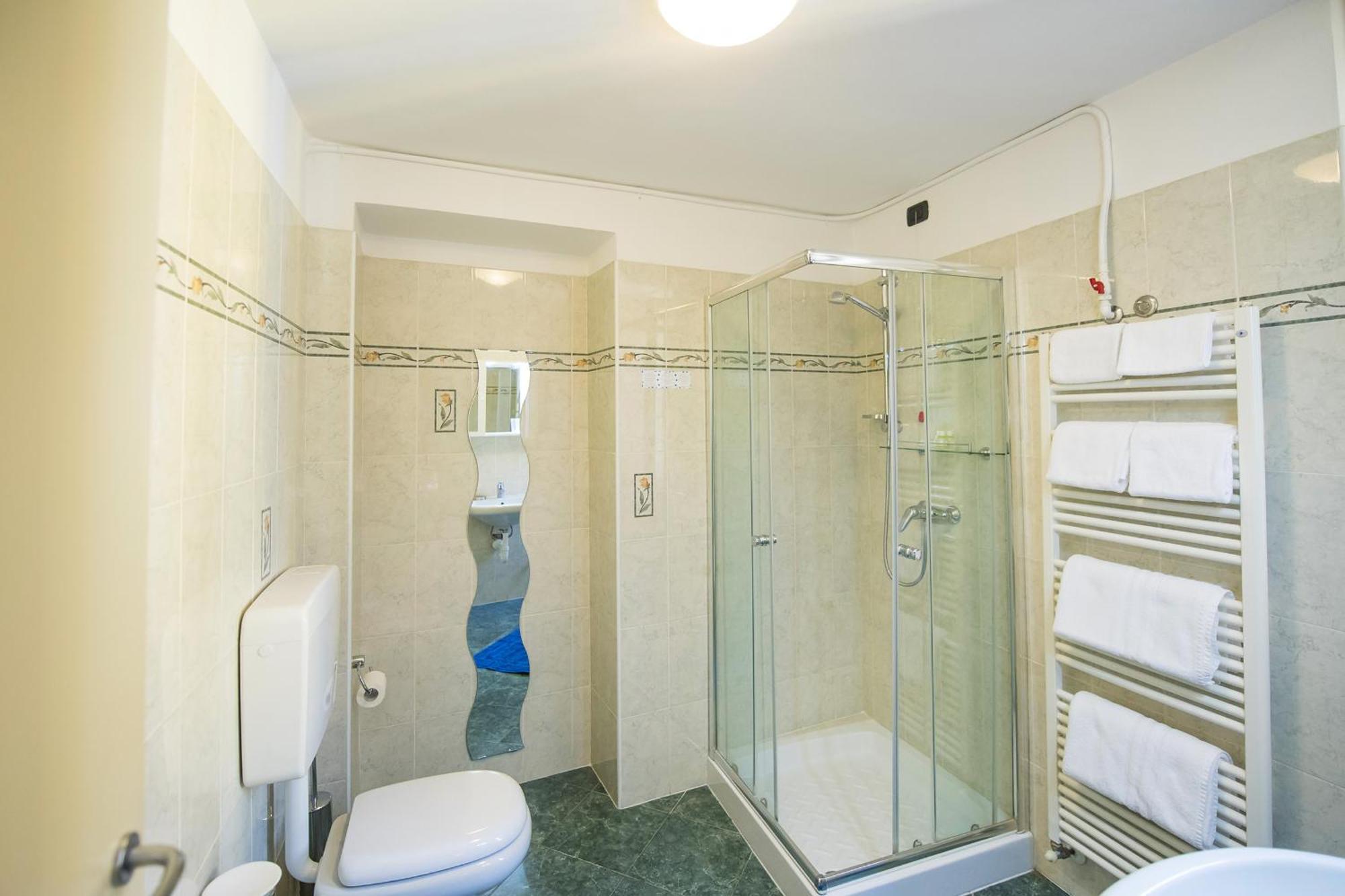 Il Borgo Monolocali Apartment Bellagio Luaran gambar